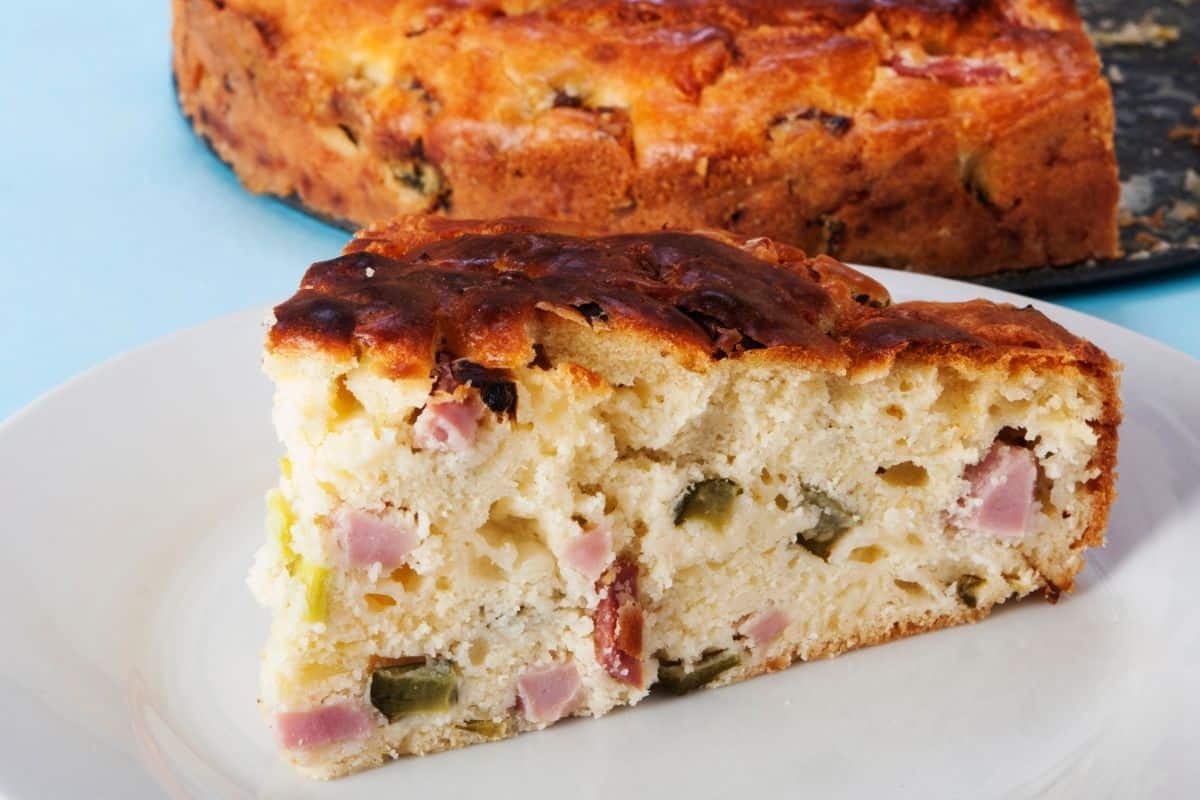 Bolo Salgado: Receita Rápida e Fácil Para Qualquer Hora