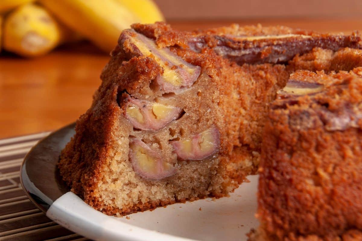 Bolo de Banana Feito com a Casca – Fica Incrível!