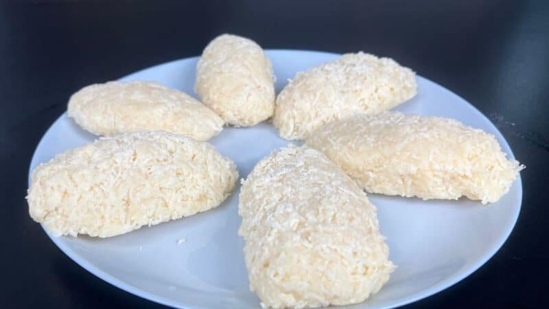 Cocada Caseira Branca: Receita Fácil, Rápida e Deliciosa