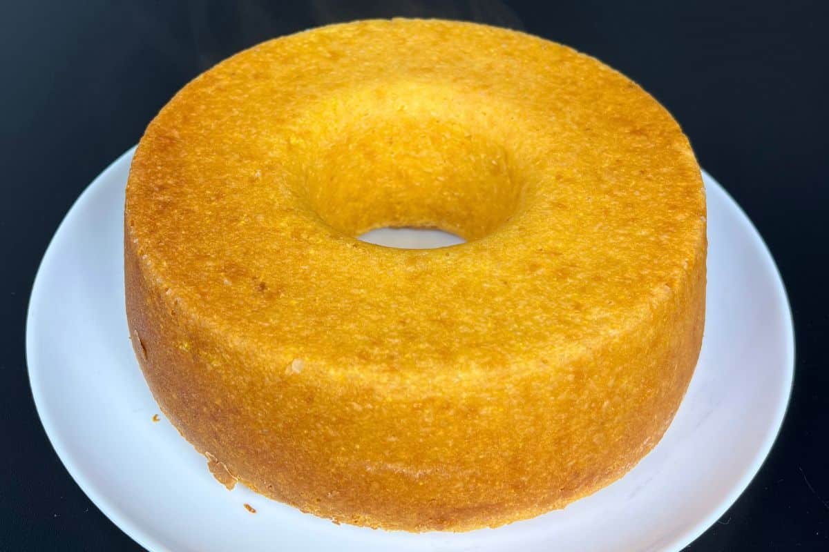 Bolo de Milho de Latinha com Leite Condensado: Receita Rápida e Irresistível