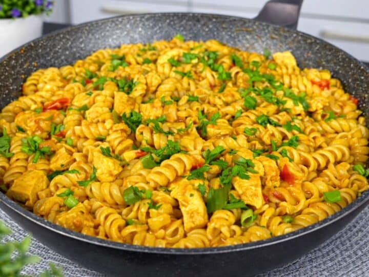 Macarrão com Frango Suculento: Receita Fácil e Muito Saborosa